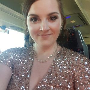 Meet your Posher, Bec